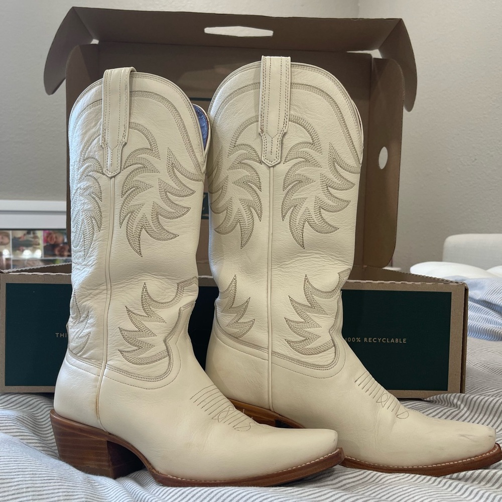 Tecovas The Annie Size 8